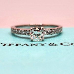 Tiffany & Co. Platinum Novo Diamond Ring w/original Certificate 0.59 tcw/sz 5 US